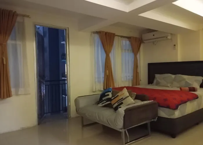 Deluxe Large Studio